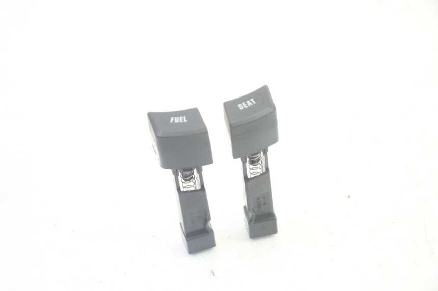 photo de COMUTADOR YAMAHA TRICITY 300 (2020 - 2024) - Detalhe da peça