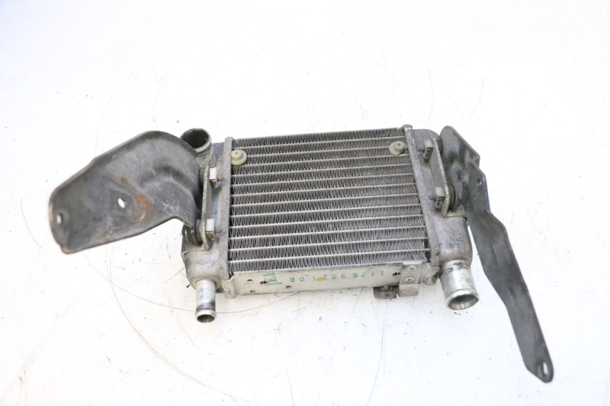 photo de COMPRESSOR PEUGEOT SATELIS COMPRESSOR K15 125 (2006 - 2009) - Detalhes característicos