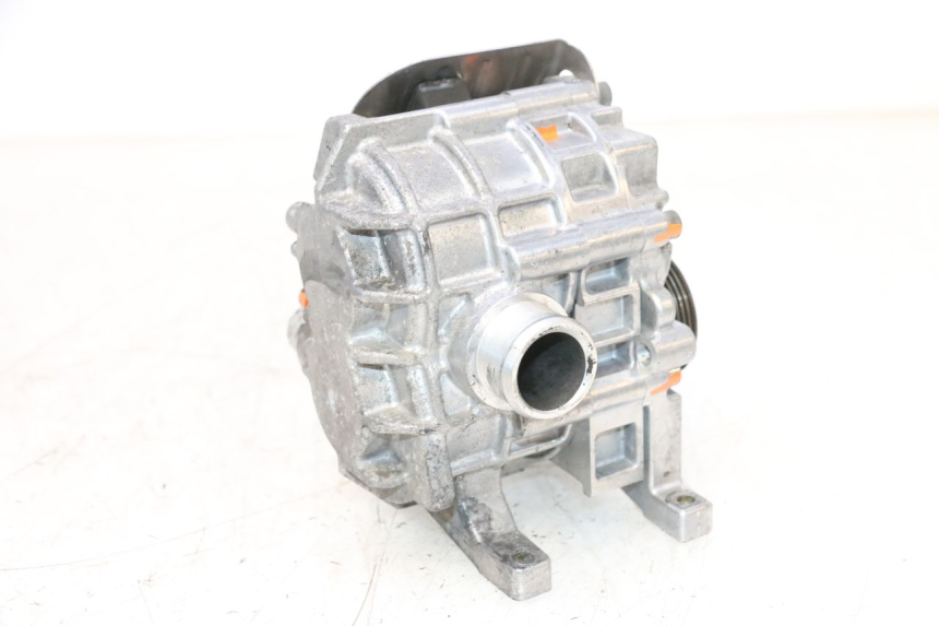photo de COMPRESSOR PEUGEOT SATELIS COMPRESSOR K15 125 (2006 - 2009) - Pontos de fixação