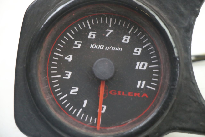 photo de CONTADOR DE ROTAÇÕES GILERA NEXUS 300 (2008 - 2013) - Detalhe da peça