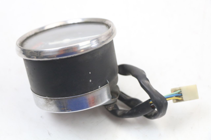 photo de CONTADOR DE ROTAÇÕES SUZUKI GN 125 (1997 - 2000) - Outro ângulo de visão