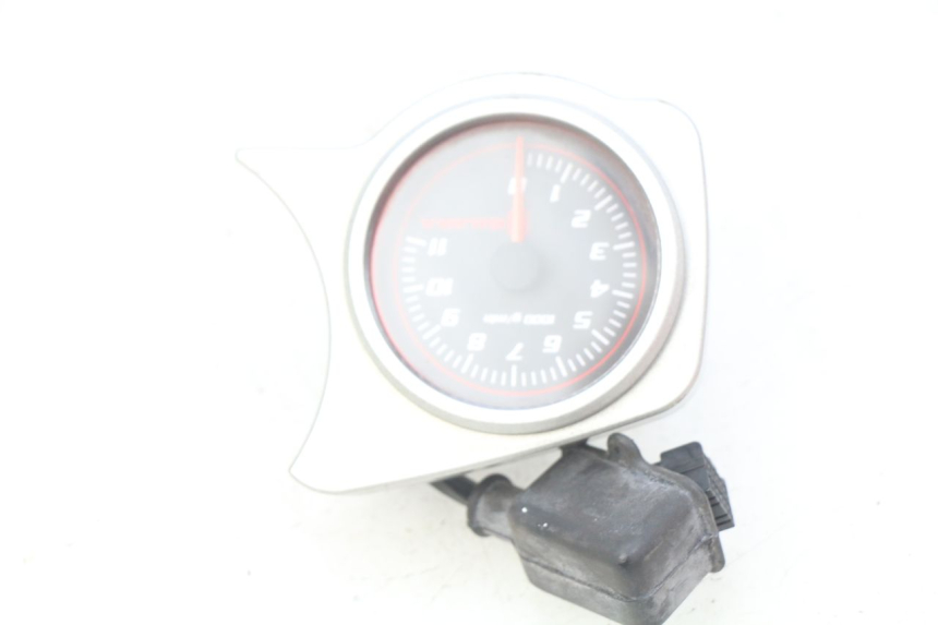 photo de CONTADOR DE ROTAÇÕES GILERA NEXUS 125 (2009 - 2013) - Pontos de fixação
