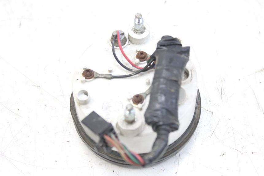 photo de CONTADOR DE ROTAÇÕES TRIUMPH SPRINT ST 955 (1999 - 2001) - Detalhe da peça