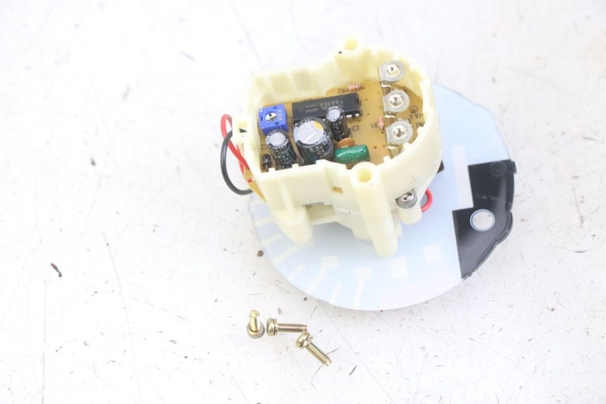 photo de CONTADOR DE ROTAÇÕES YAMAHA XJN DIVERSION 600 (2000 - 2003) - Detalhe da peça