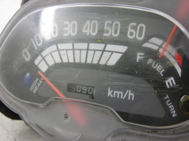 photo de CONTADOR HONDA NH VISION 50 (1985 - 1994) - Outro ângulo de visão