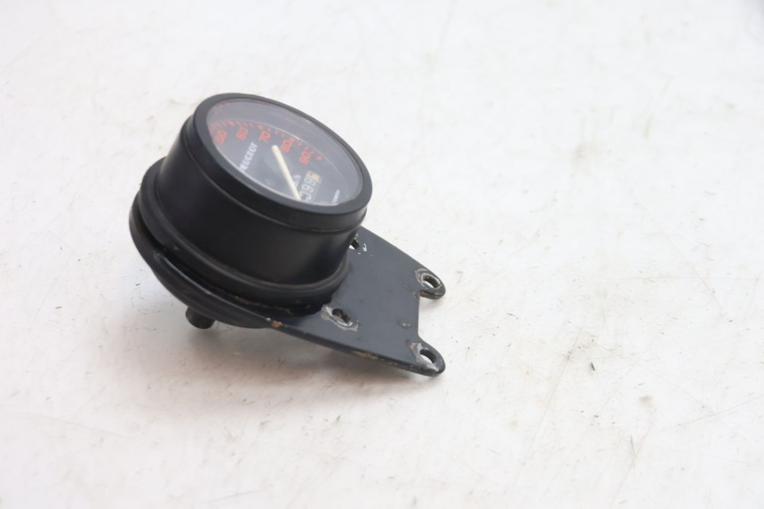 photo de CONTADOR PEUGEOT 103 SPX CLIP 50 (1989 - 1992) - Zoom do estado de desgaste