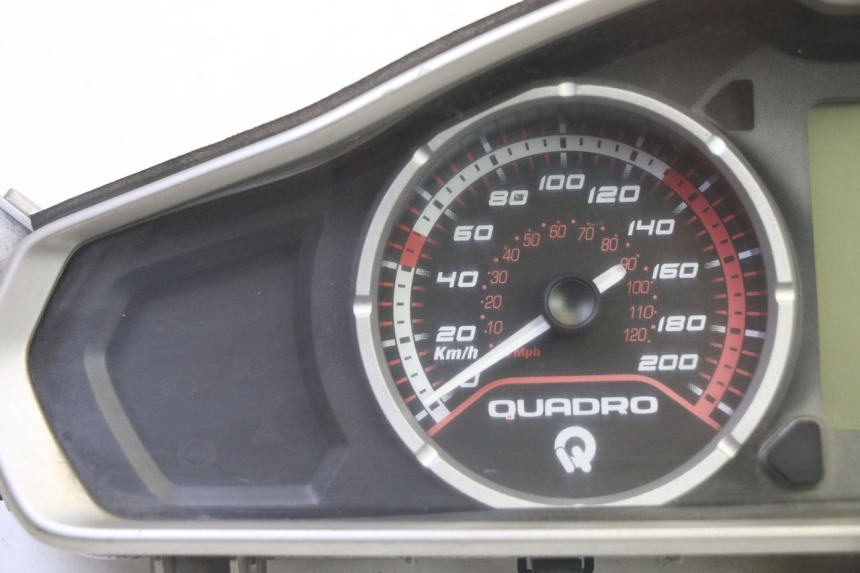 photo de CONTADOR QUADRO 4 4D 350 (2015 - 2018) - Detalhe da peça