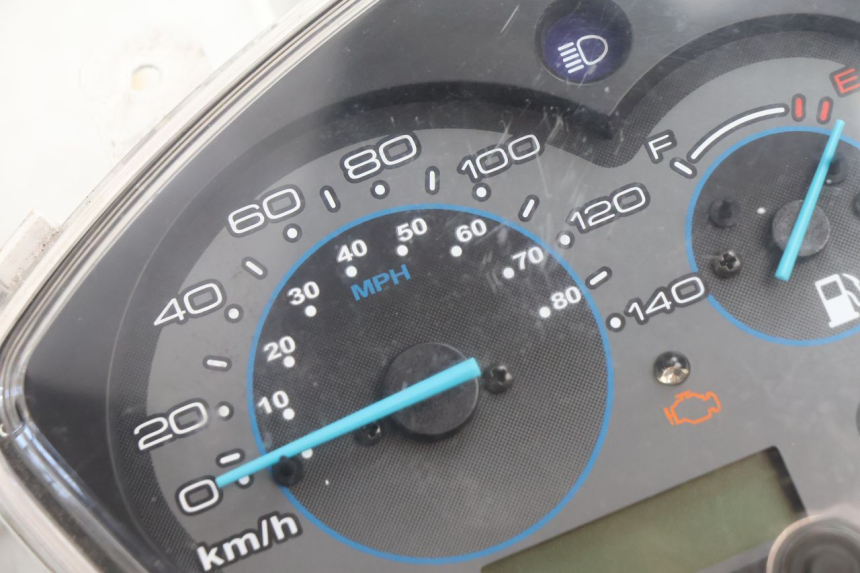 photo de CONTADOR  KYMCO AGILITY CITY 16P 125 (2015 - 2024) - Zoom do estado de desgaste