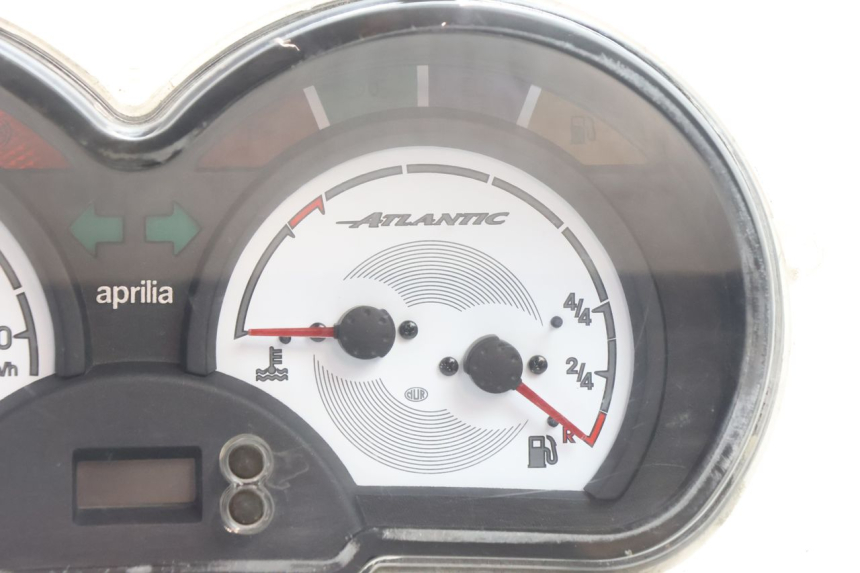 photo de CONTADOR APRILIA ATLANTIC S 125 (2010 - 2013) - Outro ângulo de visão