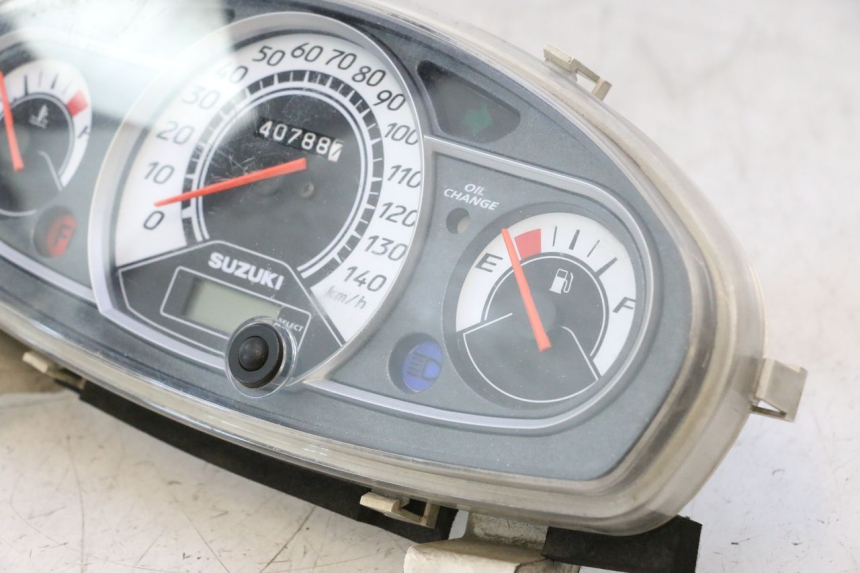 photo de CONTADOR SUZUKI BURGMAN 125 (2007 - 2014) - Pontos de fixação