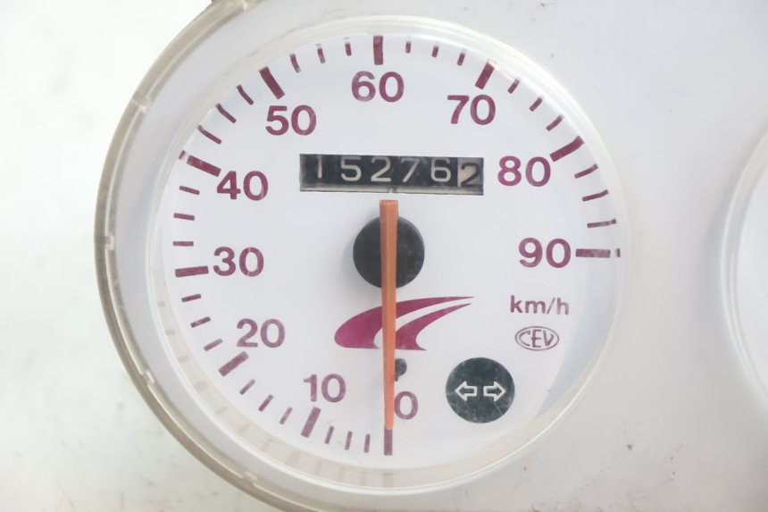 photo de CONTADOR PEUGEOT BUXY 50 (1993 - 1998) - Detalhe da peça