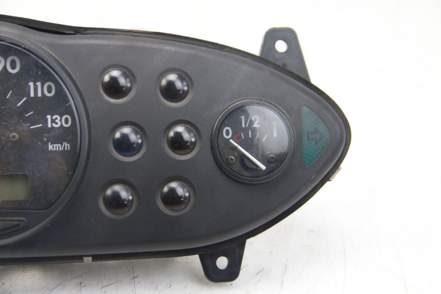 photo de CONTADOR  BMW C1 125 (2000 - 2003) - Pontos de fixação