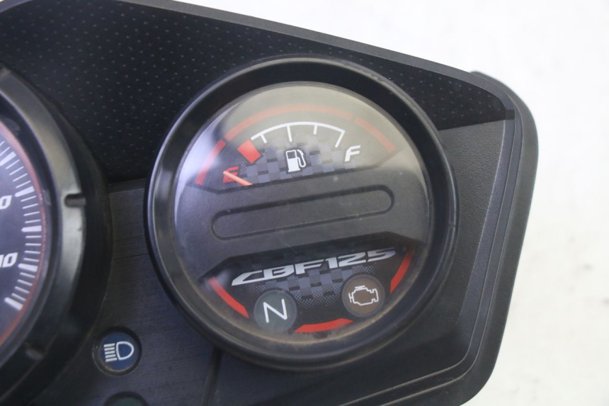 photo de CONTADOR HONDA CBF 125 (2009 - 2015) - Zoom do estado de desgaste