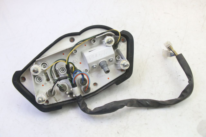 photo de CONTADOR HONDA CBF 125 (2009 - 2015) - Pontos de fixação