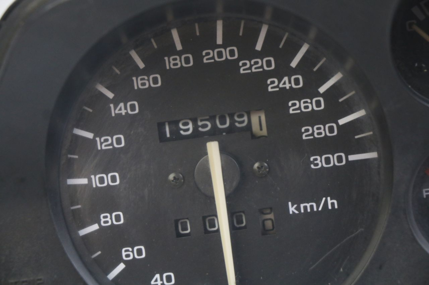 photo de CONTADOR HONDA CBR F SC25 1000 (1989 - 1992) - Ampliação dos componentes