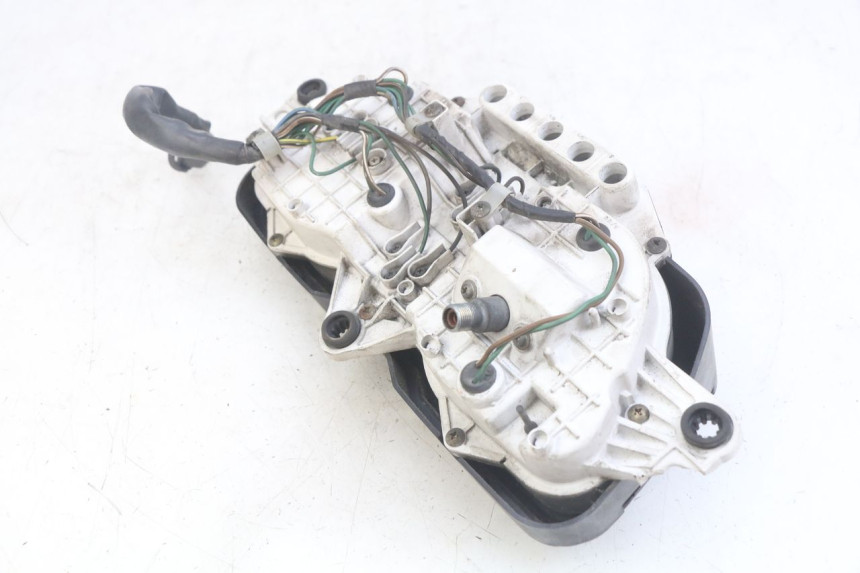 photo de CONTADOR HONDA CBR F SC25 1000 (1989 - 1992) - Estado da superfície