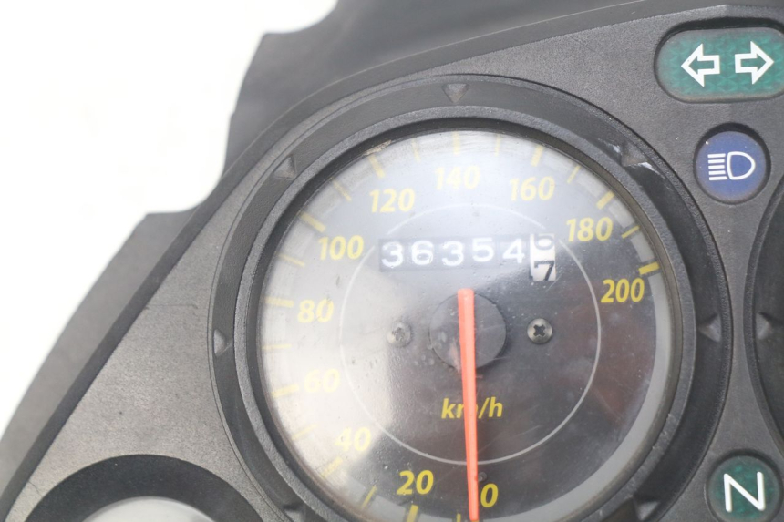 photo de CONTADOR HONDA CBR R 125 (2003 - 2006) - Detalhe da peça