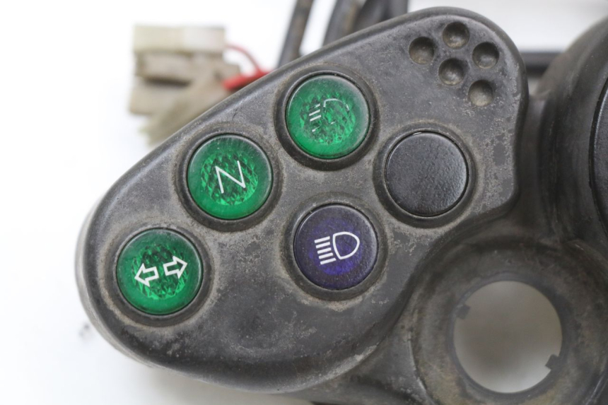 photo de CONTADOR  SHERCO CITY CORP 125 (2003 - 2007) - Detalhe da peça