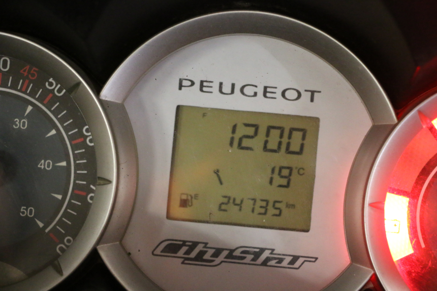 photo de CONTADOR PEUGEOT CITYSTAR 50 (2013 - 2017) - Zoom do estado de desgaste