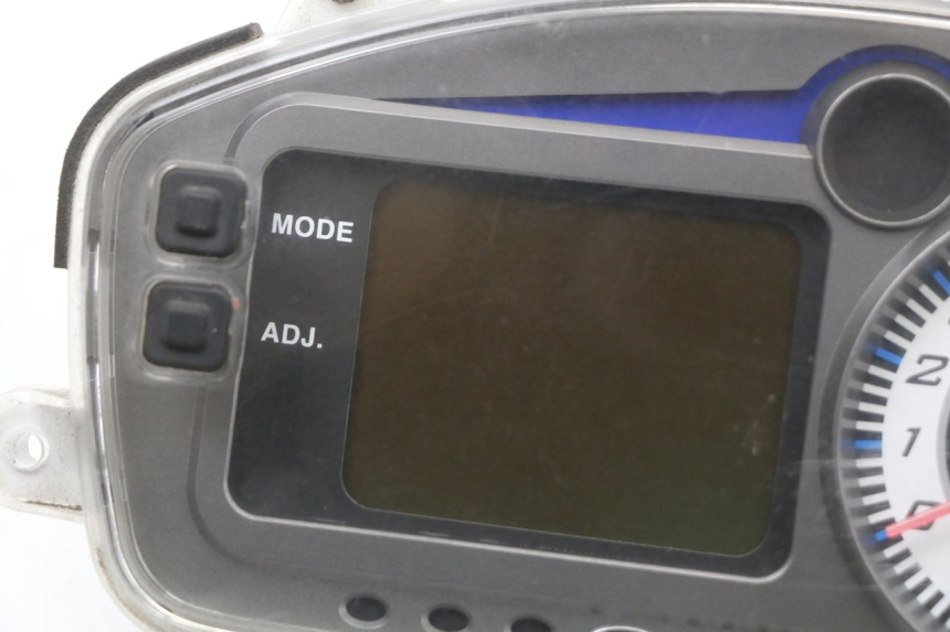 photo de CONTADOR KYMCO DINK 4T 50 (2007 - 2018) - Zoom do estado de desgaste