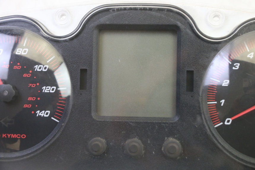 photo de CONTADOR KYMCO DINK STREET 125 (2009 - 2014) - Zoom do estado de desgaste
