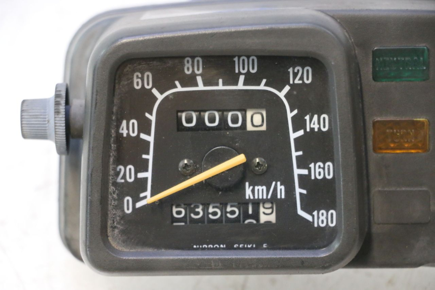 photo de CONTADOR SUZUKI DR S 600 (1985 - 1989) - Ampliação dos componentes