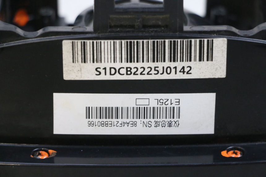 photo de CONTADOR SEGWAY NINEBOT E125S 1 (2022 - 2026) - Outro ângulo de visão