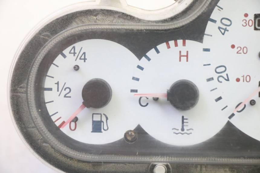 photo de CONTADOR PEUGEOT ELYSEO 125 (1999 - 2004) - Detalhe da peça