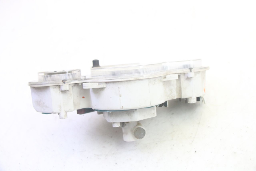 photo de CONTADOR PEUGEOT ELYSEO 125 (1999 - 2004) - Pontos de fixação