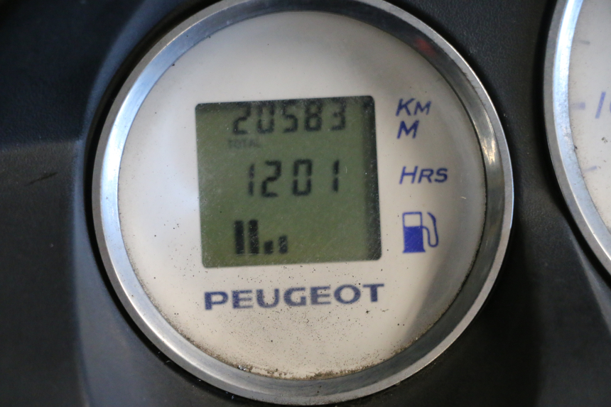 photo de CONTADOR PEUGEOT ELYSTAR 50 (2002 - 2014) - Ampliação técnica