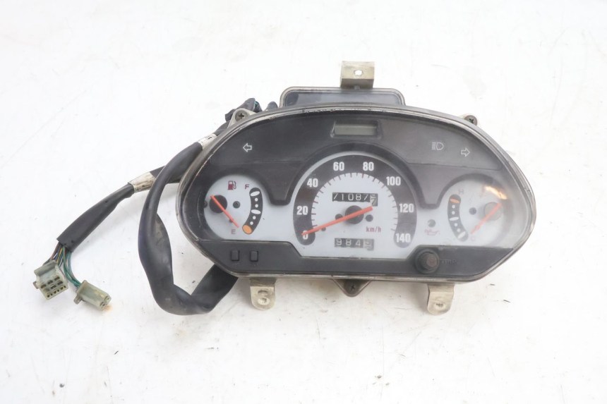 photo de CONTADOR HONDA FES PANTHEON 2T 125 (1998 - 2002) - Vista principal