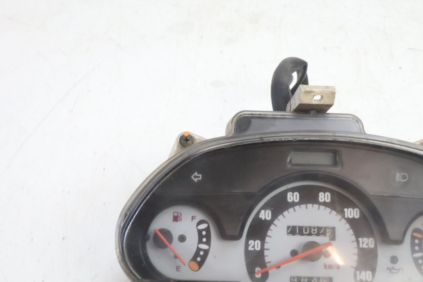 photo de CONTADOR HONDA FES PANTHEON 2T 125 (1998 - 2002) - Ampliação técnica
