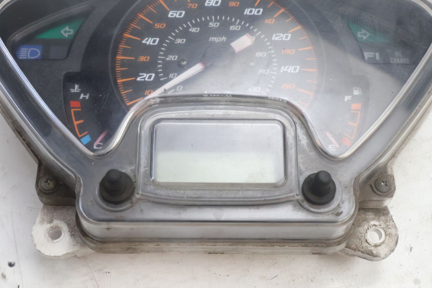 photo de CONTADOR HONDA FES PANTHEON 125 (2003 - 2007) - Outro ângulo de visão