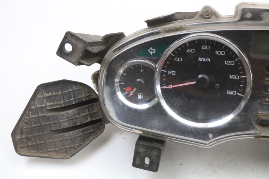 photo de CONTADOR HONDA FES S-WING SWING ABS 125 (2007 - 2015) - Detalhe da peça