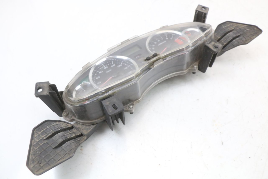 photo de CONTADOR HONDA FES S-WING SWING ABS 125 (2007 - 2015) - Pontos de fixação