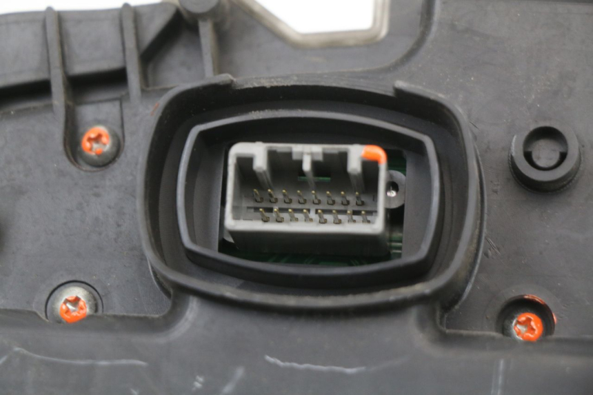 photo de CONTADOR HONDA FES S-WING SWING ABS 125 (2007 - 2015) - Marcações e referências