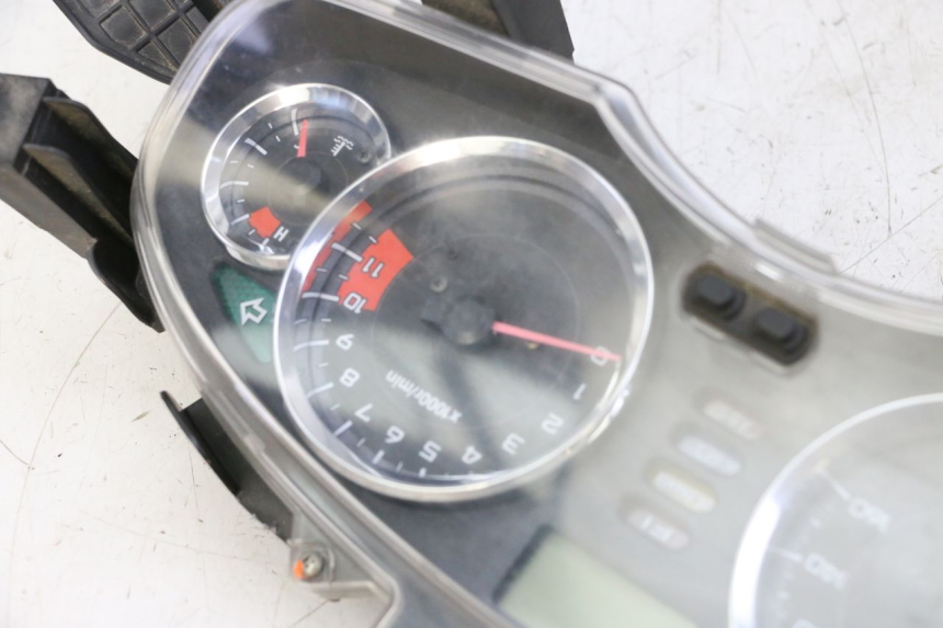 photo de CONTADOR HONDA FES S-WING SWING ABS 125 (2007 - 2015) - Estrutura - ampliação