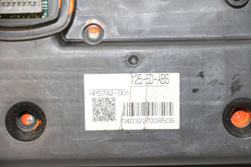 photo de CONTADOR HONDA FES S-WING SWING ABS 125 (2007 - 2015) - Marcações e referências