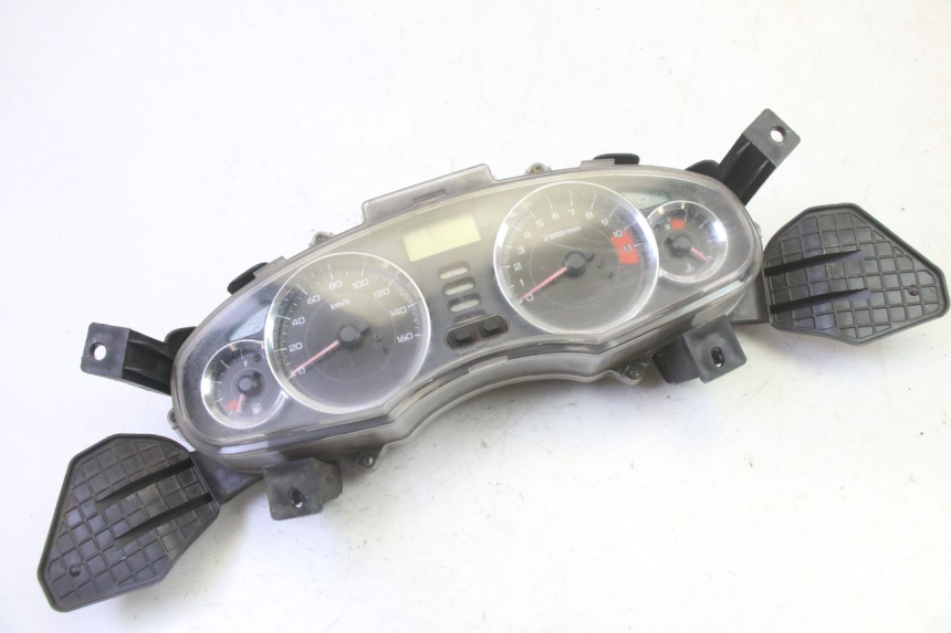 photo de CONTADOR HONDA FES S-WING SWING ABS 125 (2007 - 2015) - Vista principal