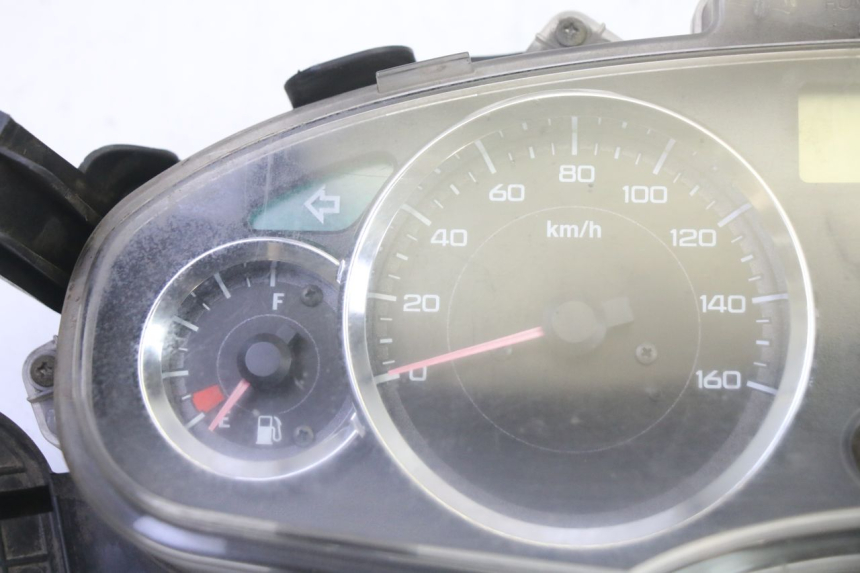 photo de CONTADOR HONDA FES S-WING SWING ABS 125 (2007 - 2015) - Detalhe da peça