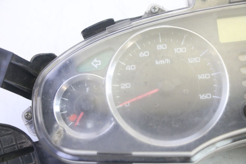 photo de CONTADOR HONDA FES S-WING SWING ABS 125 (2007 - 2015) - Zoom do estado de desgaste