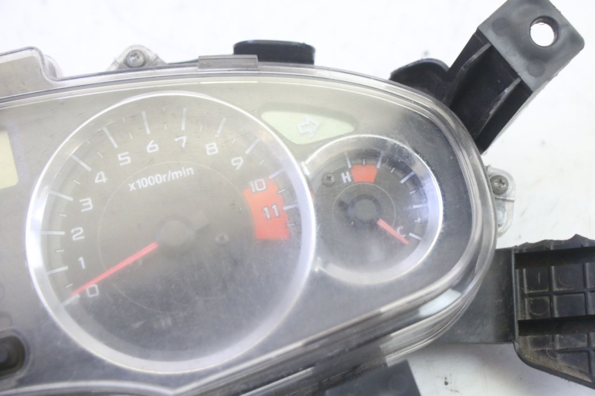 photo de CONTADOR HONDA FES S-WING SWING ABS 125 (2007 - 2015) - Vista geral