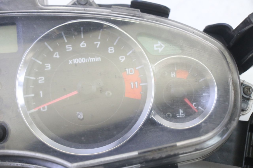 photo de CONTADOR HONDA FES S-WING SWING ABS 125 (2007 - 2015) - Ampliação técnica