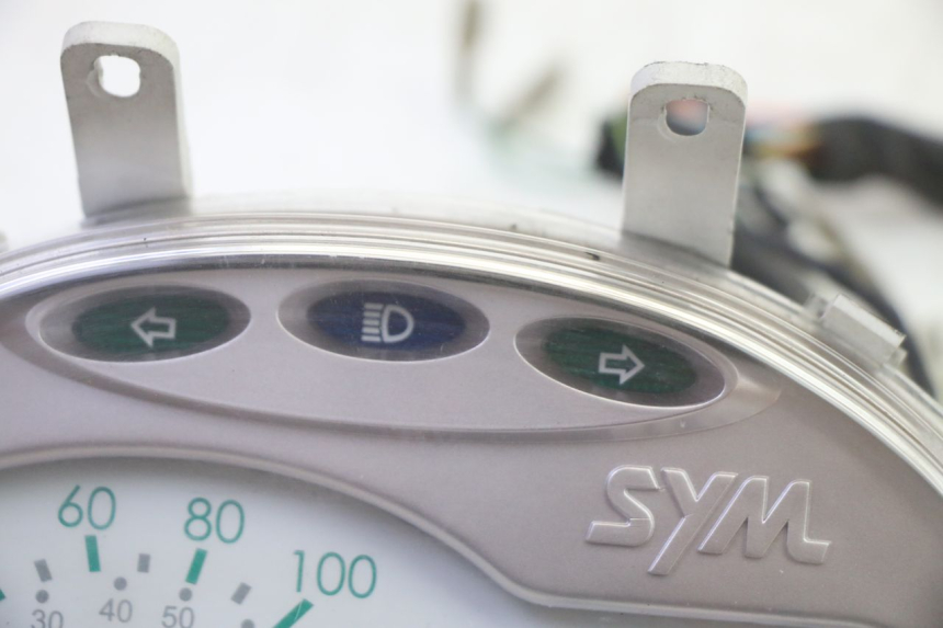 photo de CONTADOR  SYM FIDDLE 3 III 125 (2014 - 2020) - Zoom do estado de desgaste