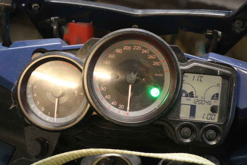 photo de CONTADOR YAMAHA FJR ABS 1300 (2006 - 2012) - Detalhes característicos