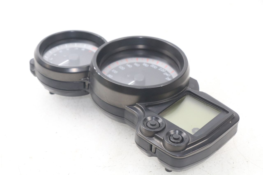 photo de CONTADOR YAMAHA FJR ABS 1300 (2006 - 2012) - Pontos de fixação