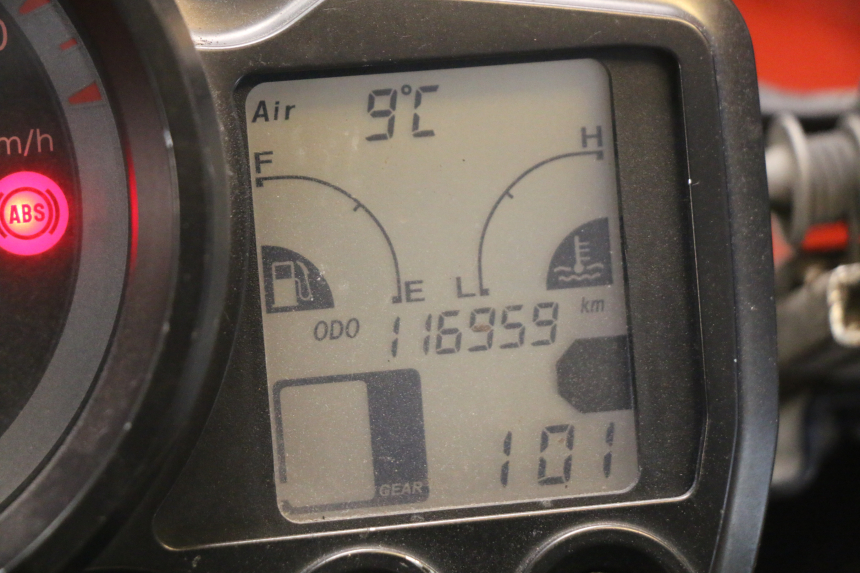 photo de CONTADOR YAMAHA FJR ABS 1300 (2006 - 2012) - Detalhes característicos