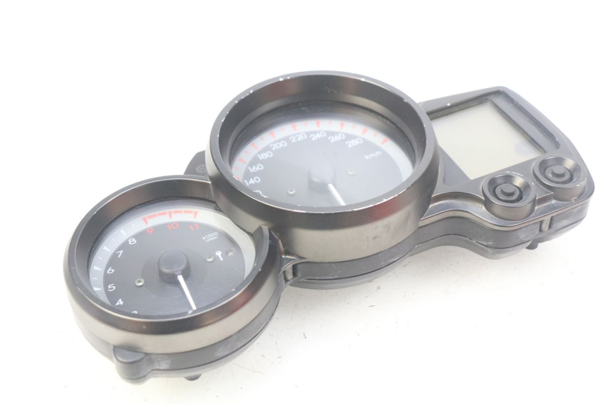 photo de CONTADOR YAMAHA FJR ABS 1300 (2006 - 2012) - Pontos de fixação