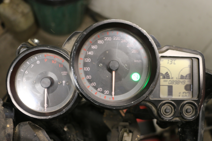 photo de CONTADOR YAMAHA FJR ABS 1300 (2006 - 2012) - Detalhes característicos