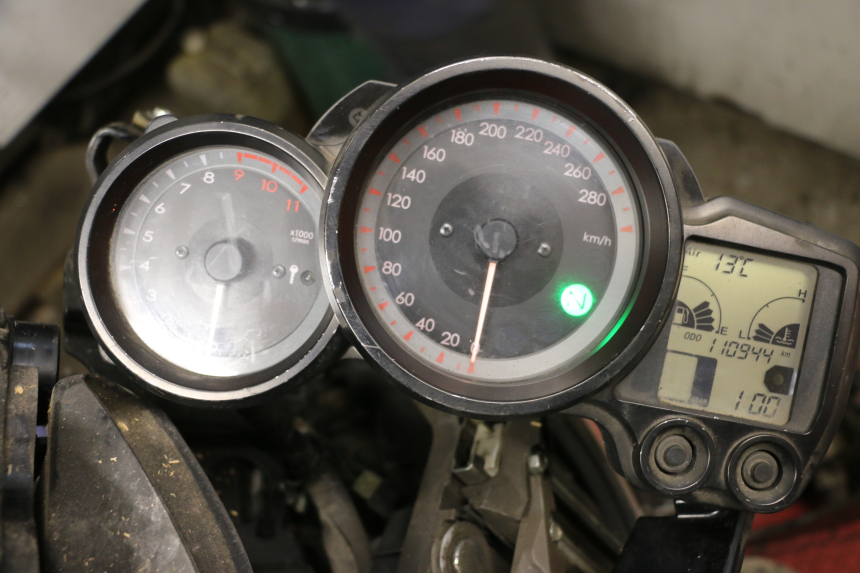 photo de CONTADOR YAMAHA FJR ABS 1300 (2006 - 2012) - Inspeção visual